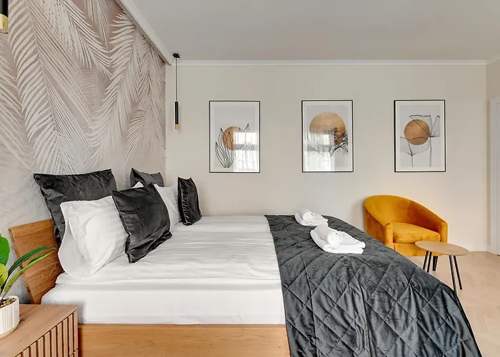 Sea & Monte City Center Apartments